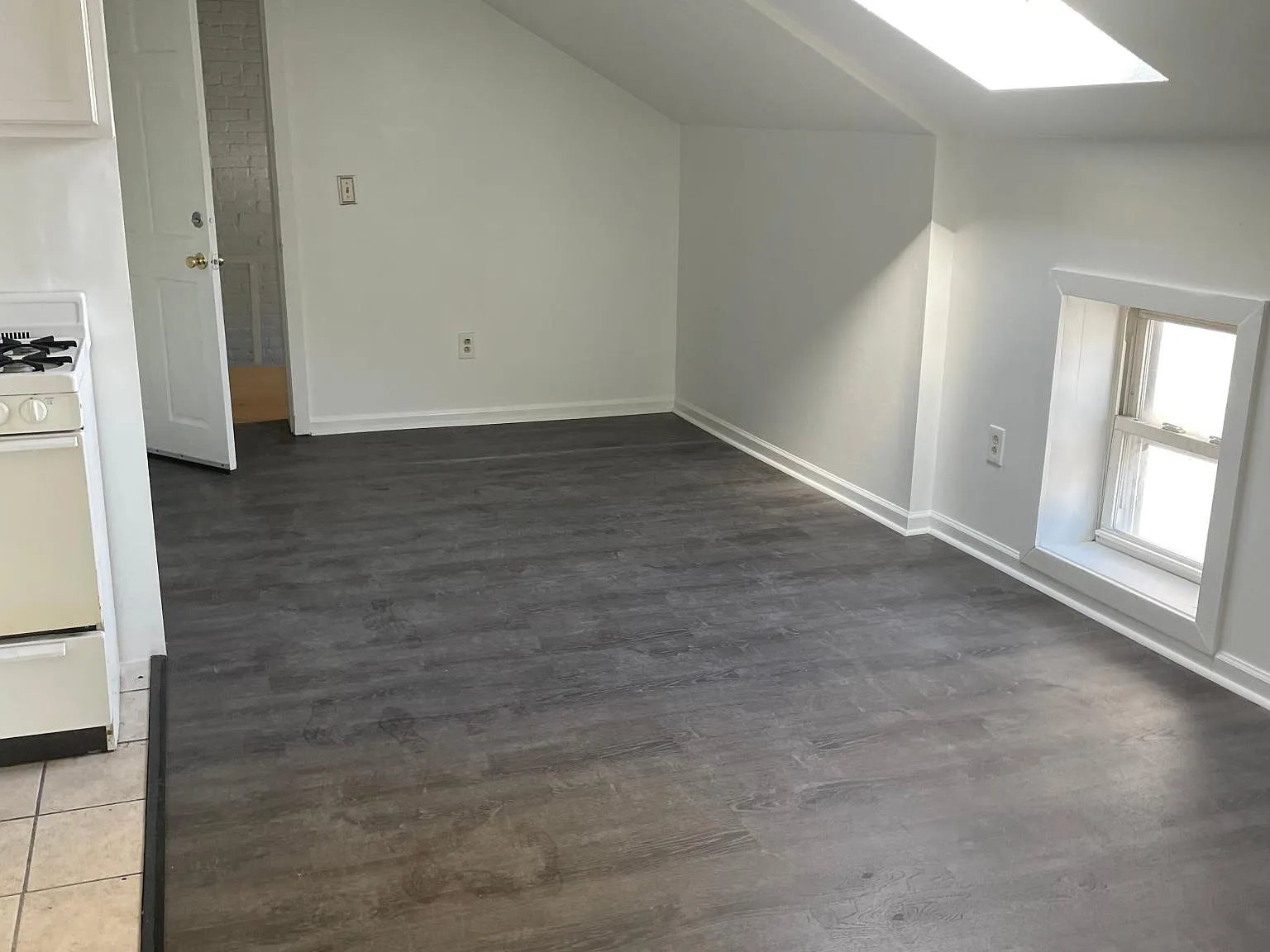 1 bed, 600 sqft, $750 — Photo 2