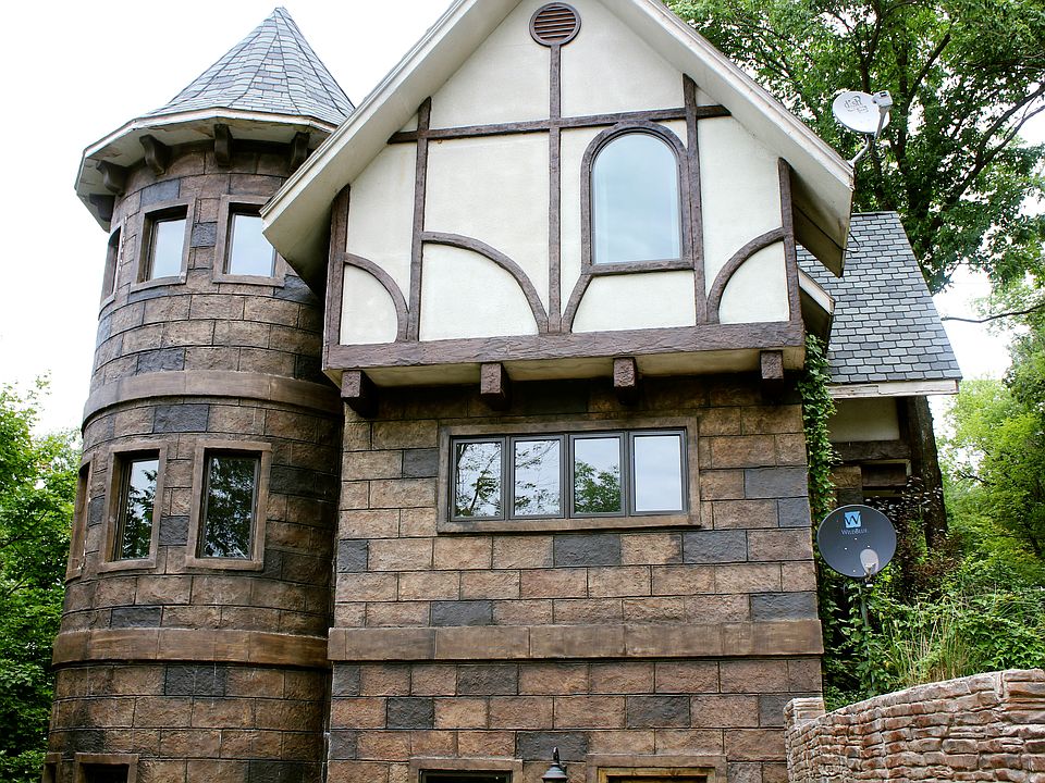 1st image of 2542 N Sycamore Haven Dr