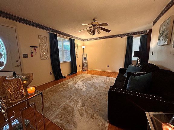 4th image of 604 Southgate Ave