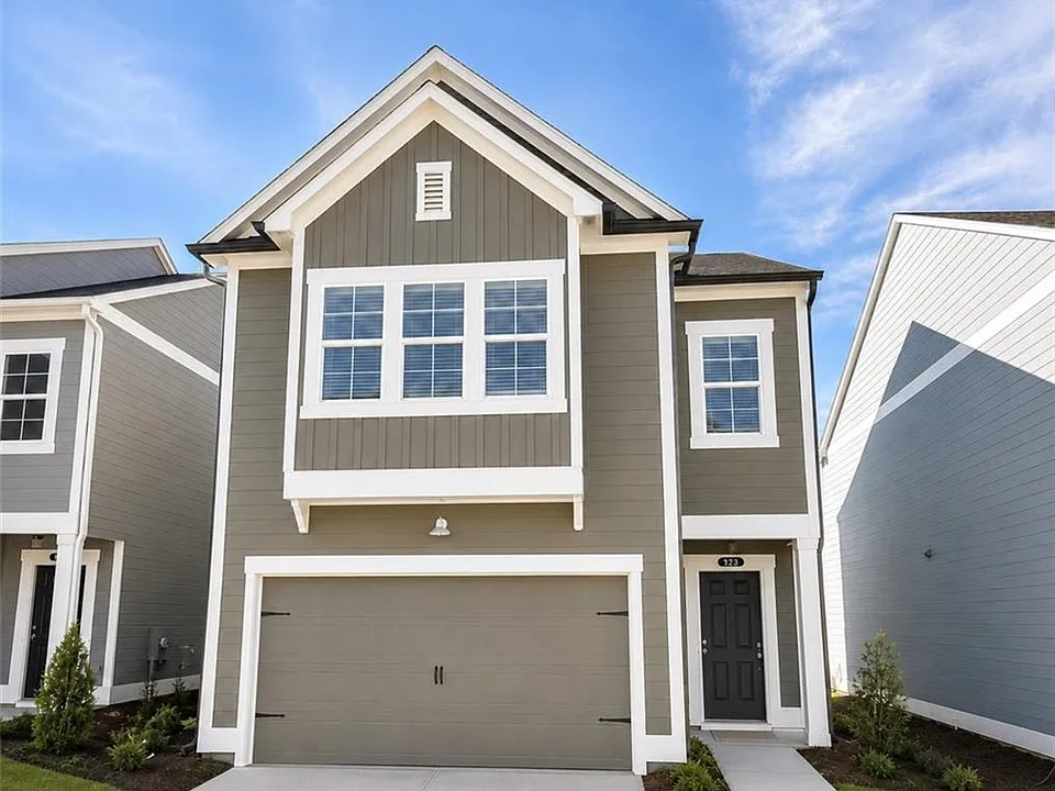123 Mill Pond Ln