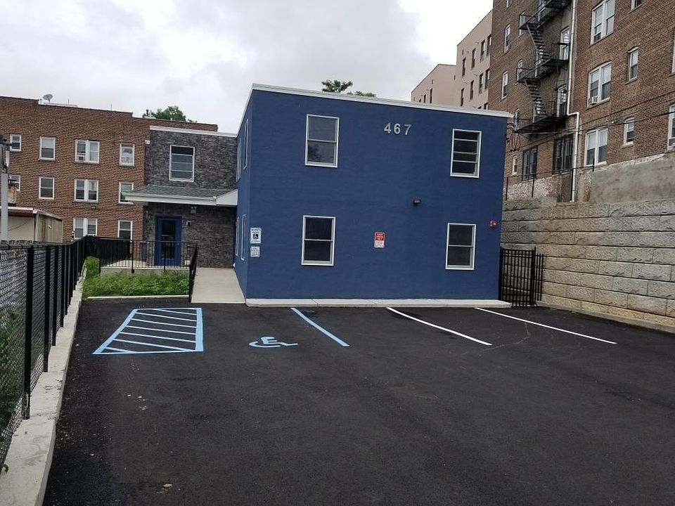 1st image of 467 Heywood Ave