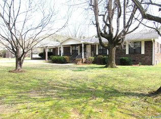 22 Sola Cir NE, Fort Payne, AL