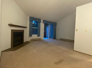 19857 25th Ave NE APT 302, Shoreline, WA 98155