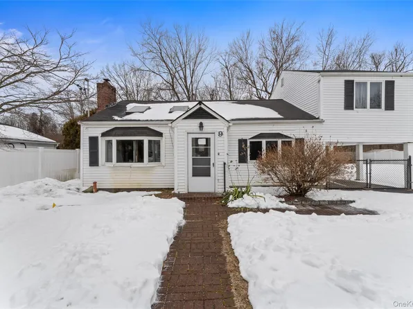 9 Babbitt Court, Elmsford, NY 10523