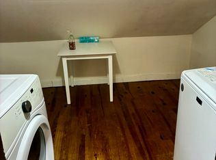 137 Crescent St, Northampton, MA 01060