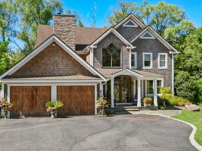 6141 Main Street, Trumbull, CT, 06611