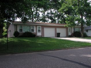 2822 Beverly Hills Dr, Eau Claire, WI 54701