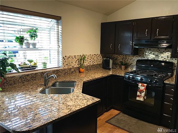 2nd image of 9101 183rd Ct NE
