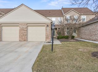 4359 Hunters Cir W, Canton, MI 48188