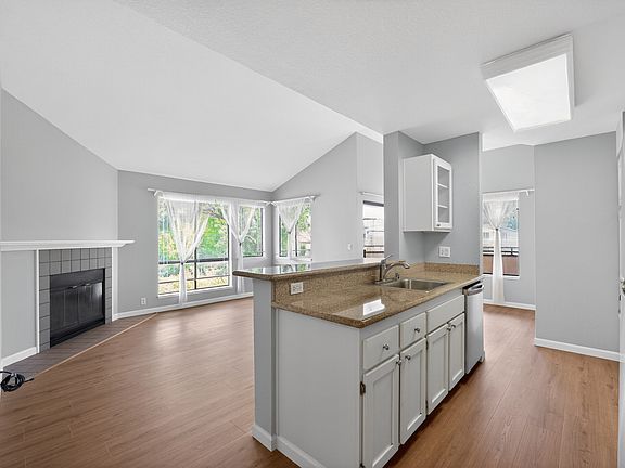 Granite counter tops in kitchen