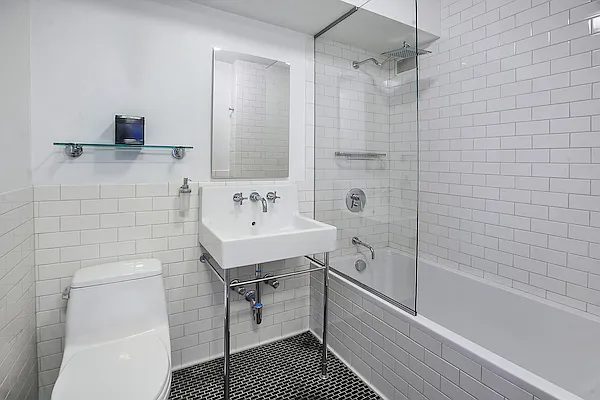 Rented by Compass | media 16