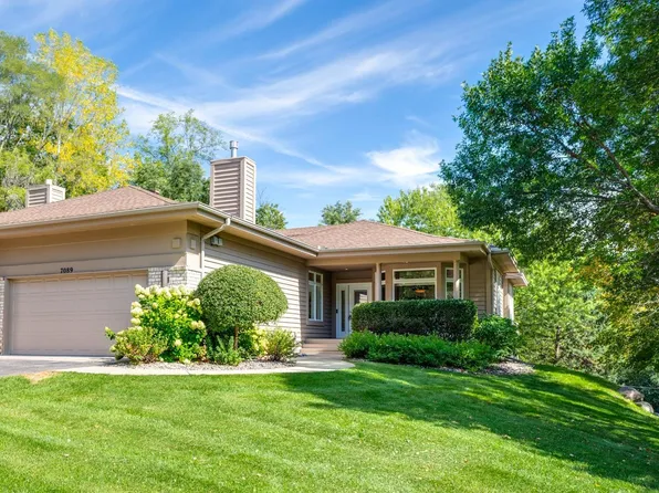 7089 Crowne Oak Rd, Eden Prairie, MN 55344