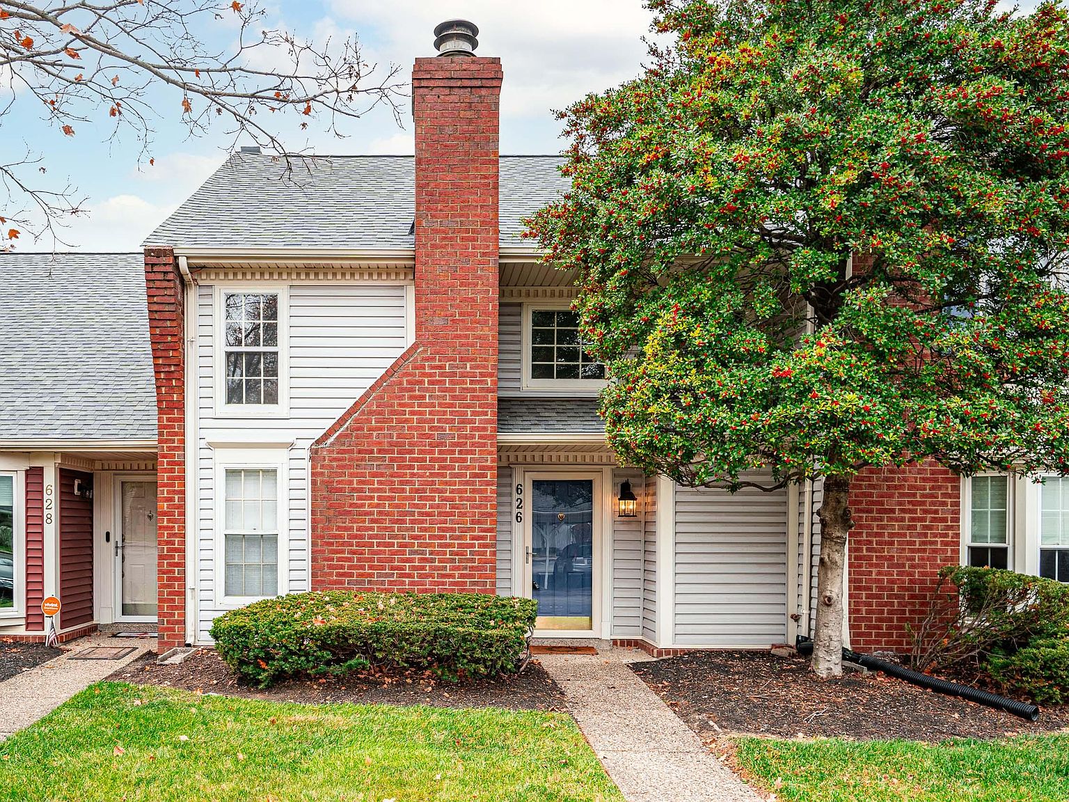 626 Cobblestone Sq, Louisville, KY 40223 MLS 23021858 Zillow