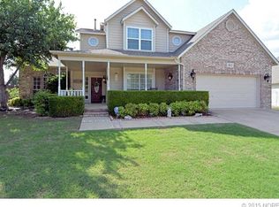 1812 N 13th St, Broken Arrow, OK 74012