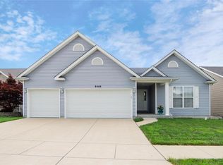 6445 Stallion Dr, Imperial, MO 63052