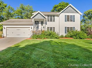 5711 Averill Ave SW, Wyoming, MI 49548