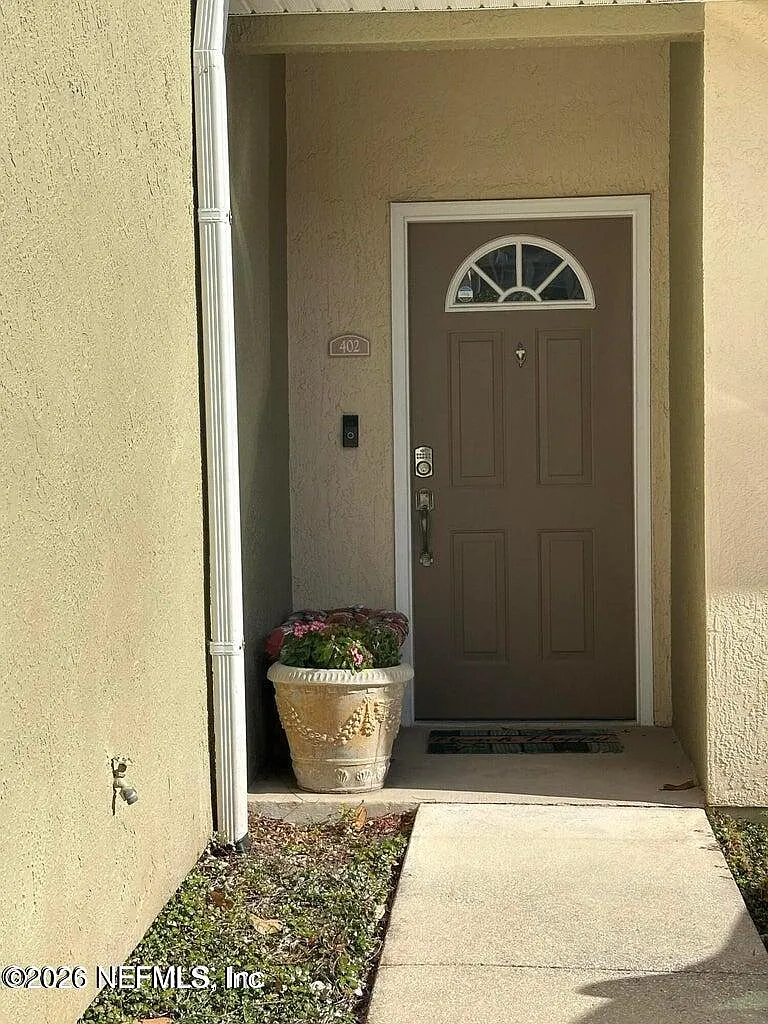 3 bed, 2.5 bath, 1681 sqft, $1,750 — Photo 2