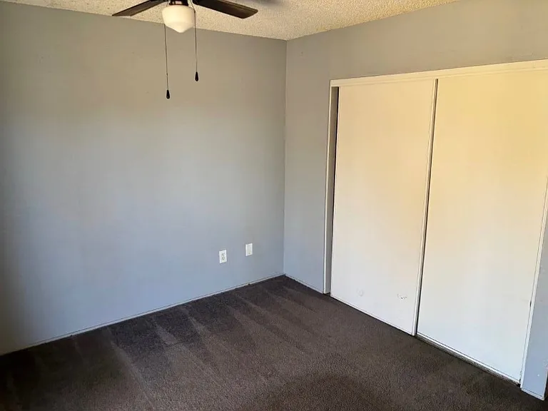 498 E Evans St — Photo 3
