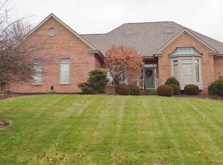 301 Fox Run Dr, Venetia, PA
