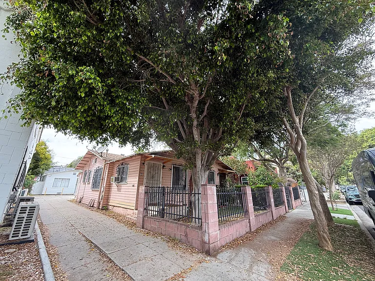 1123 N Vista St #1123 — Photo 1