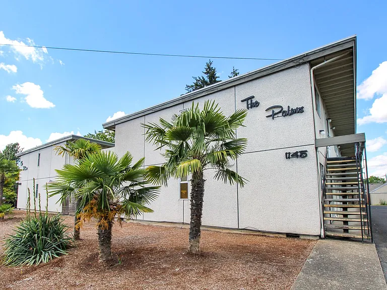 1145 Rural Ave SE — Photo 1