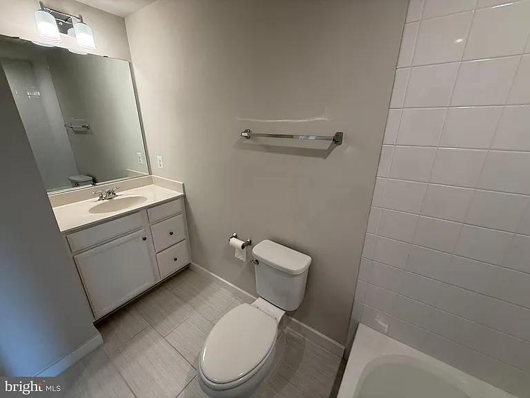 2505 Nicholson St — Photo 22