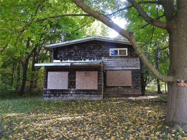 357 N 7th St, Fulton, NY 13069