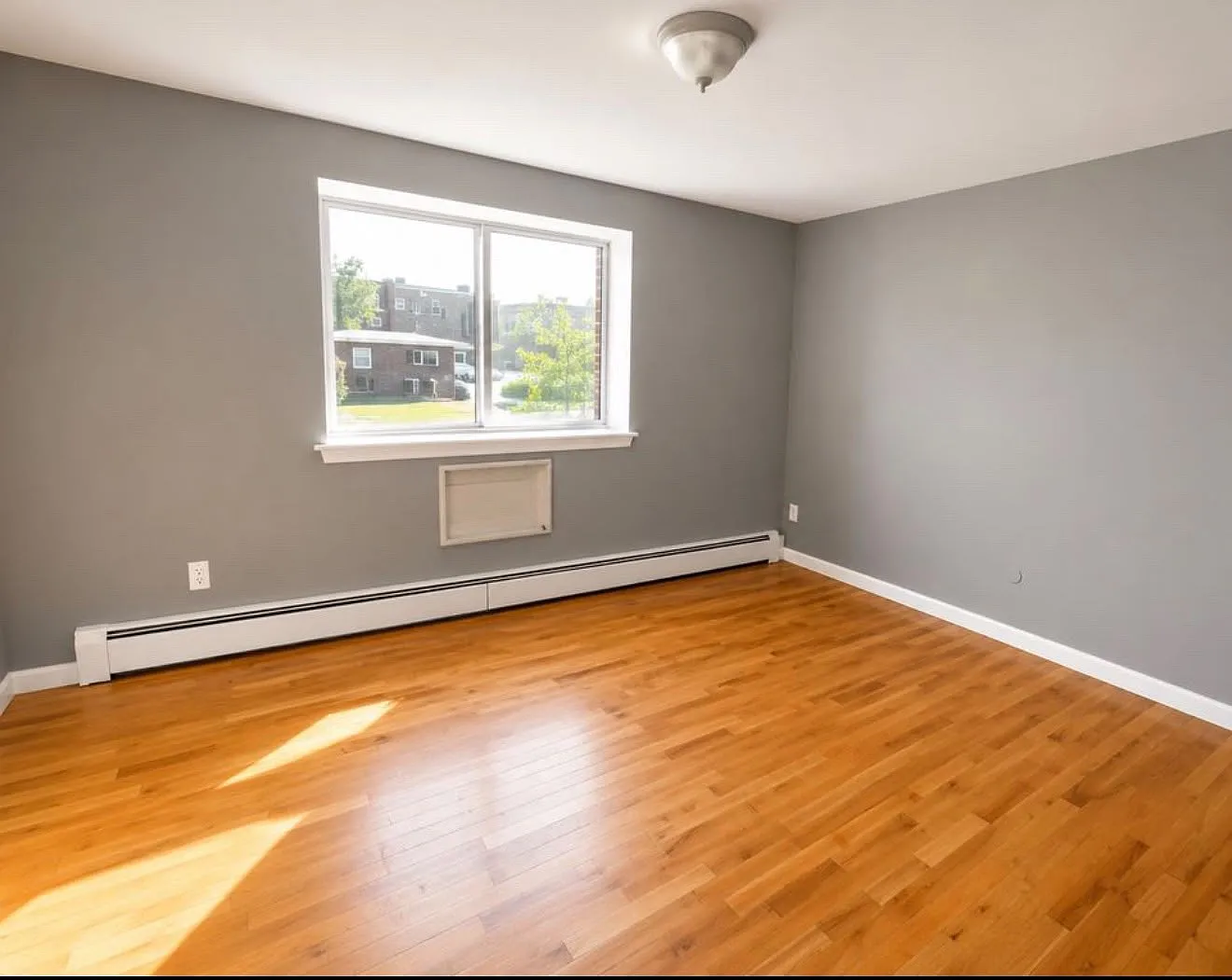 2 bed, $1,799 — Photo 1