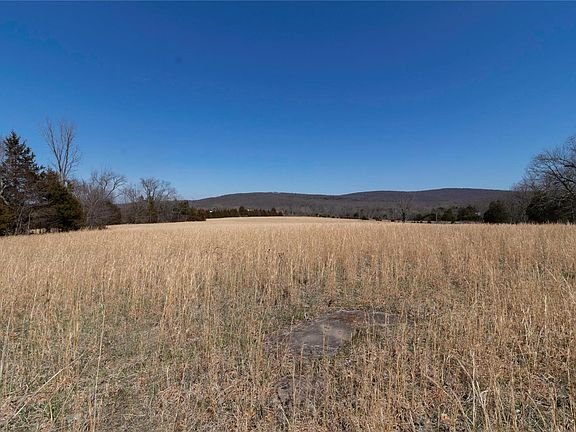2nd image of 601 Wallen Rd