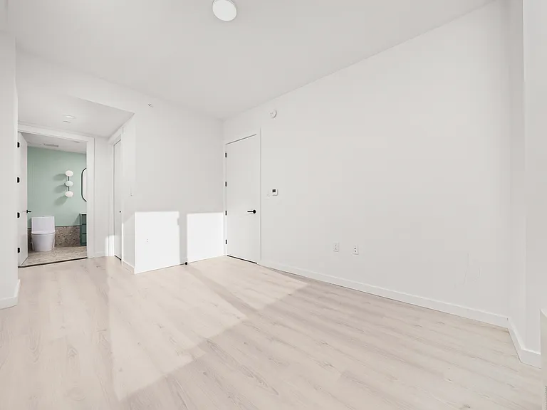 138 Bruckner Blvd #8608 — Photo 6
