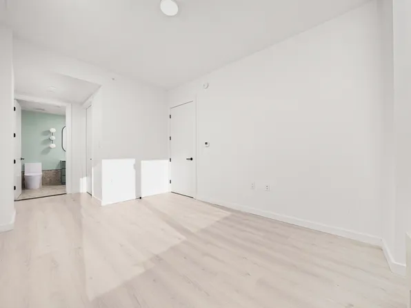 138 Bruckner Boulevard image 5 of 47