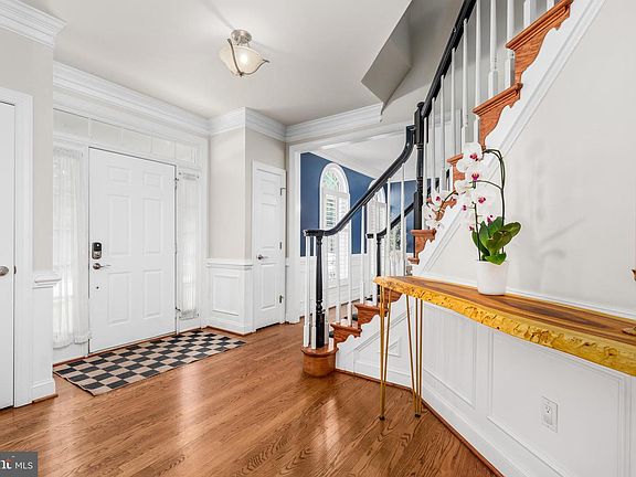 2nd image of 3707 Purks Ct