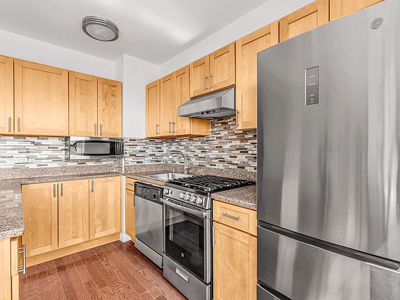 3rd image of 111 3rd Ave APT 15G