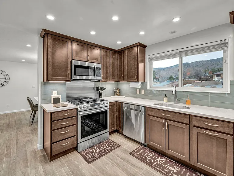 13785 Kewanna Trl — Photo 9
