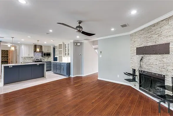 320 Mesa Verde Way — Photo 12