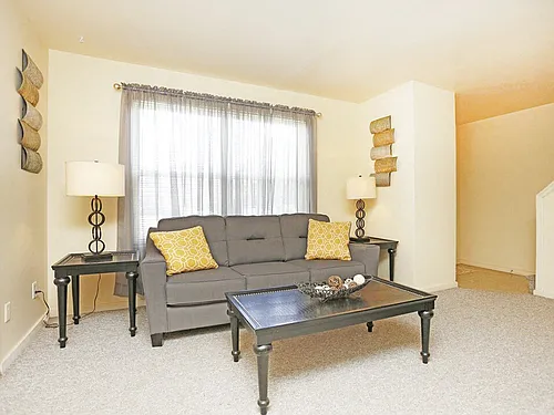 Golfview Village Photo 1