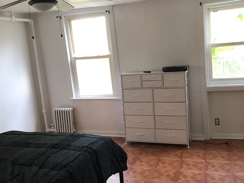 2nd image of 82 Waring Pl Floor 2