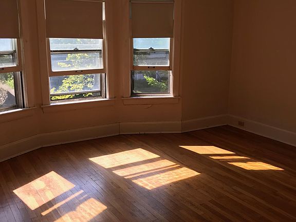 5th image of 2195 Bellfield Ave #1
