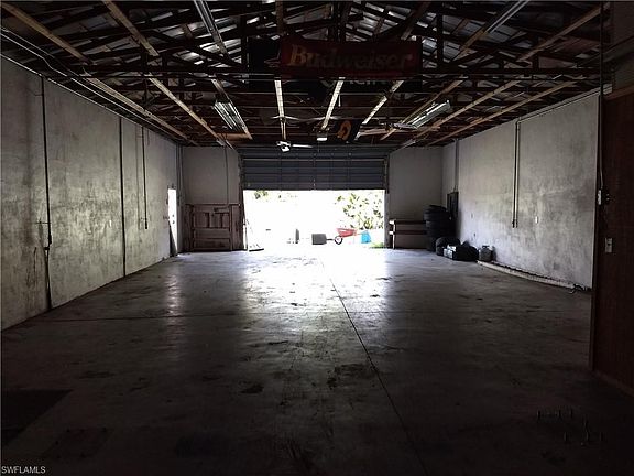 4th image of 456 Monterey St