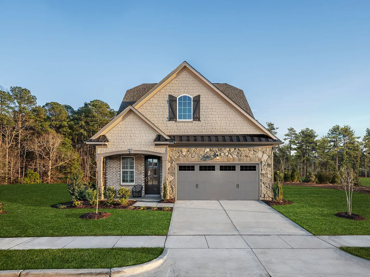 3 bed, 2.5 bath, 2809 sqft, $3,500 — Photo 1