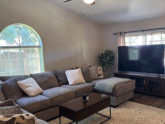 2nd image of 1080 Ashley Way