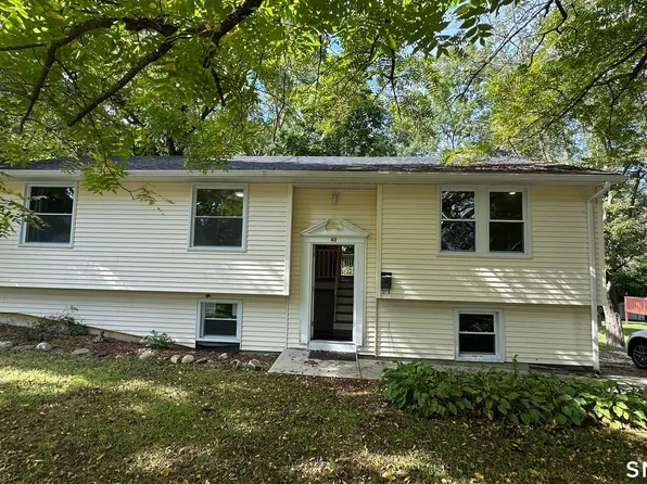 42 Gordon Ave, Willimantic, CT 06226