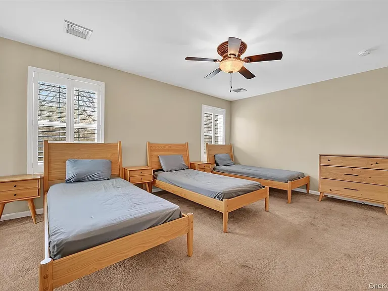 1071 Craigville Rd — Photo 25