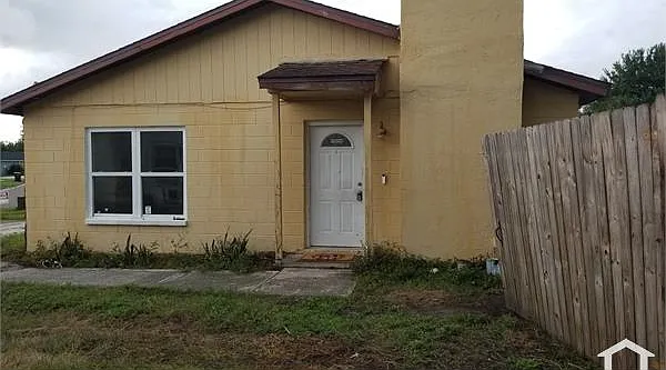 3 bed, 1116 sqft, $2,200 — Photo 4