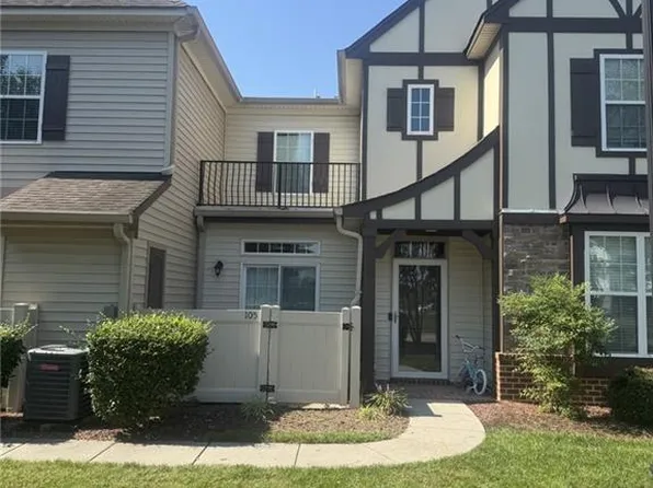 105 Herons Cv, Carrollton, VA 23314