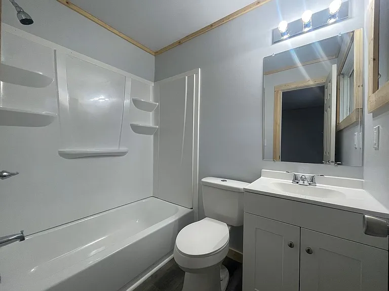 881 S Otsego Ave — Photo 2