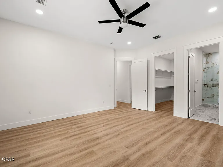 114 Lake Merial Trl — Photo 37