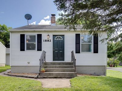 1882 Highway 96 E, Saint Paul, MN, 55110