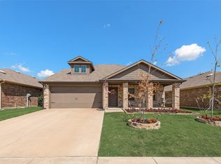 813 Horton St, Fate, TX 75189