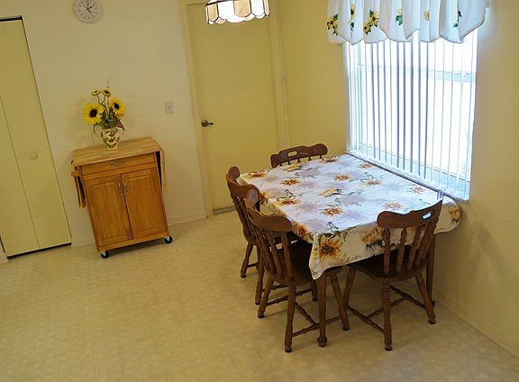 4th image of 23 Parkview Dr
